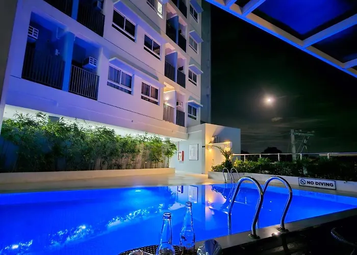 Elegant With Balcony Unit 625 - 6th Floor - Near Ateneo De Cebu - High Speed Internet - Northwoods Place Mandaue City