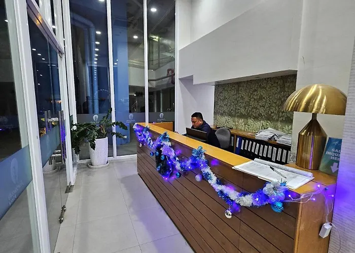 Elegant With Balcony Unit 625 - 6th Floor - Near Ateneo De Cebu - High Speed Internet - Northwoods Place Aparthotel 3*
