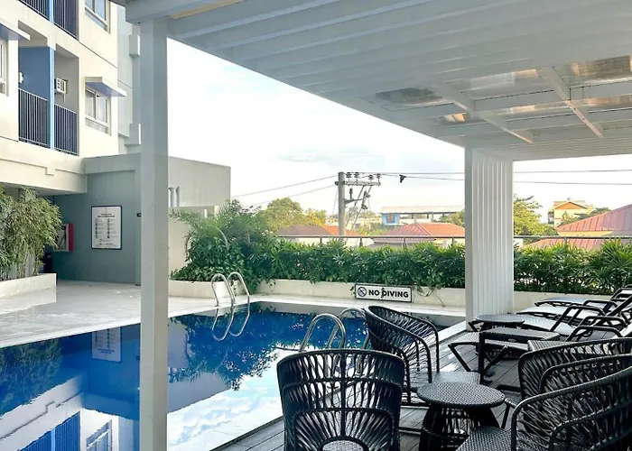 Elegant With Balcony Unit 625 - 6th Floor - Near Ateneo De Cebu - High Speed Internet - Northwoods Place Aparthotel 3*