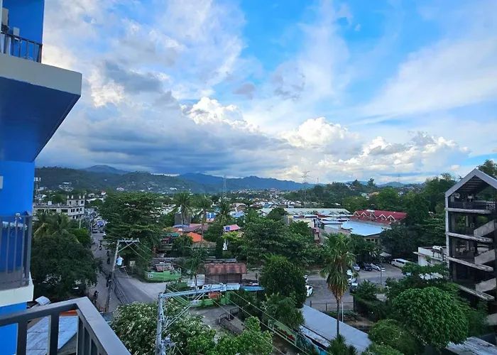 Elegant With Balcony Unit 625 - 6th Floor - Near Ateneo De Cebu - High Speed Internet - Northwoods Place